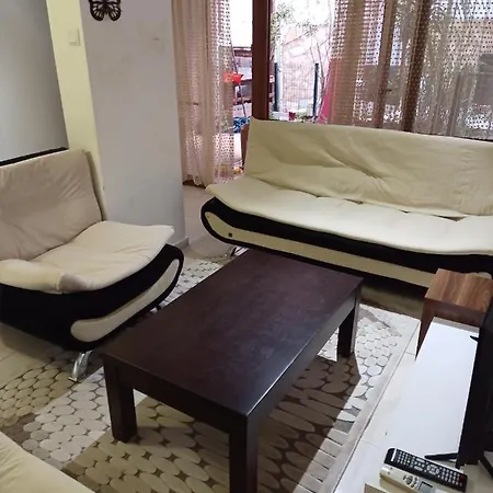 Eski Foca'da Triplex Mustakil Villa *