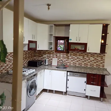 Villa Eski Foca'da Triplex Mustakil Foça
