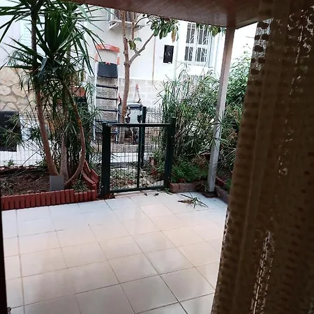 Eski Foca'da Triplex Mustakil Villa